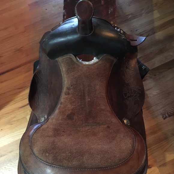 15” trail saddle - Picture 2 of 2